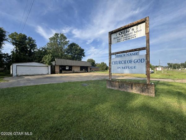 27864 E Main Street, West Point, MS 39773