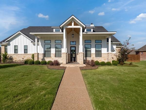 612 Sienna Bend Trail, McGregor, TX 76657