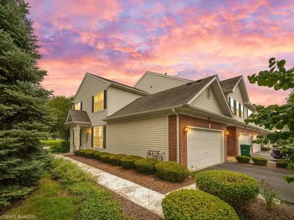 1901 W Crestview Circle , Unit 1901, Romeoville, IL 60446