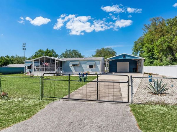 9975 SE 166TH STREET , SUMMERFIELD, FL 34491