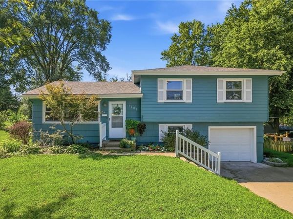 1607 NE 62nd Terrace, Gladstone, MO 64118