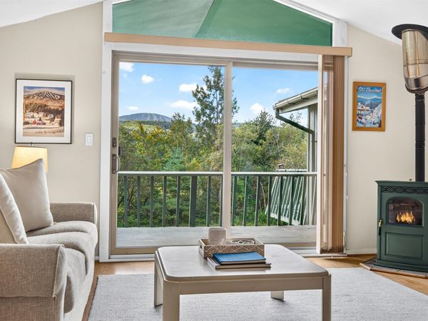 19 Winhall Condo Road, Unit 4, Winhall, VT 05340