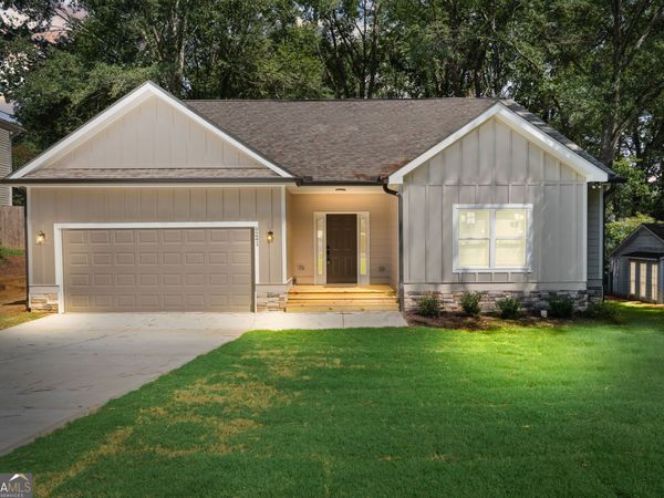 9241 Raven Drive, Jonesboro, GA 30238