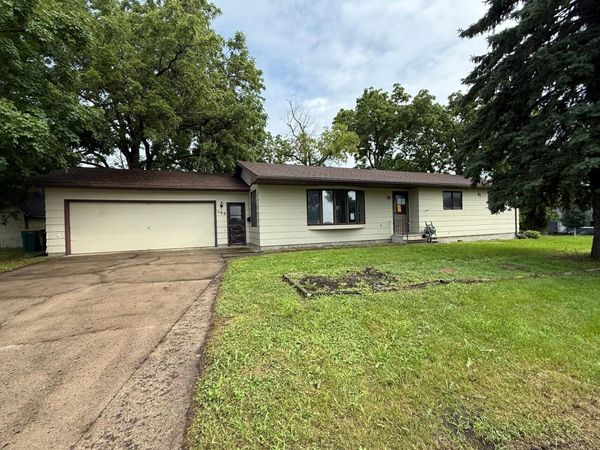 388 E Main Street, Alden, MN 56009