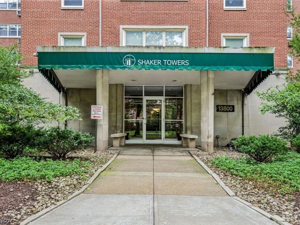 13800 Shaker Boulevard, Unit 902, Cleveland, OH 44120