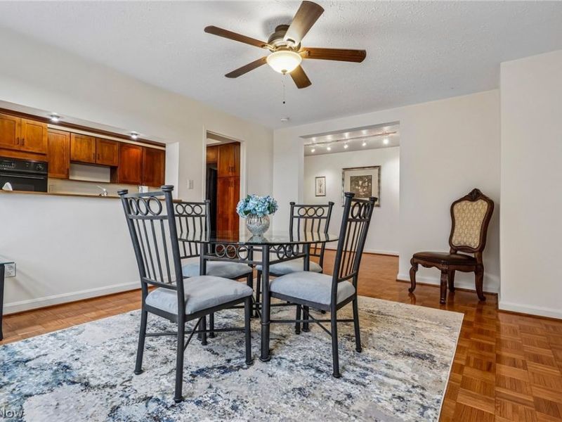 13800 Shaker Boulevard, Unit 902, Cleveland, OH 44120 Photo 11
