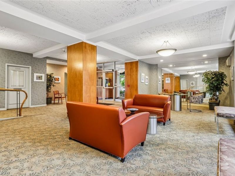 13800 Shaker Boulevard, Unit 902, Cleveland, OH 44120 Photo 27
