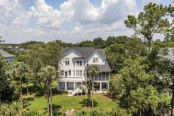 3048 Riverwood Drive photo 4