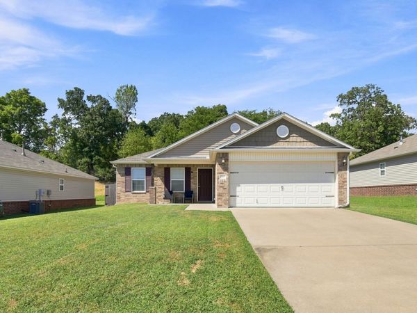 1365 Panther Lane , Sapulpa, OK 74066