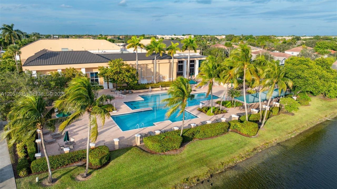 7449 N Devon Dr , Unit 207, Tamarac, FL 33321 Photo