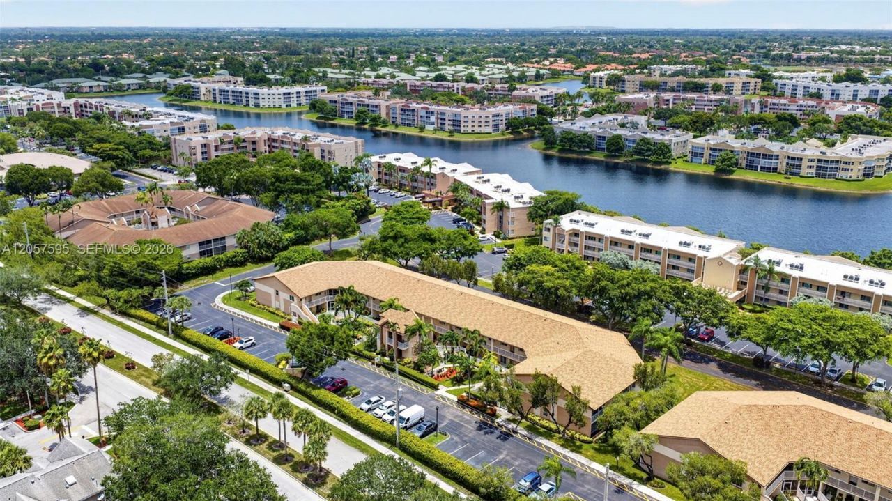 7449 N Devon Dr , Unit 207, Tamarac, FL 33321 Photo