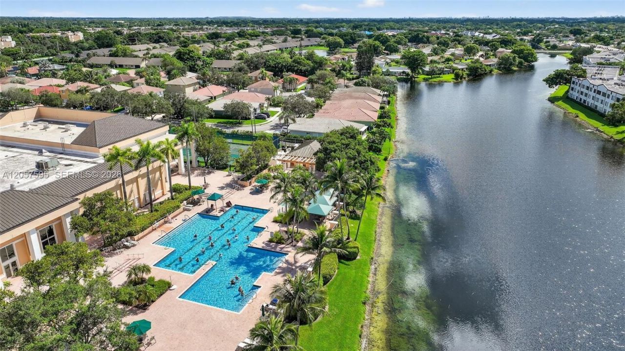 7449 N Devon Dr , Unit 207, Tamarac, FL 33321 Photo