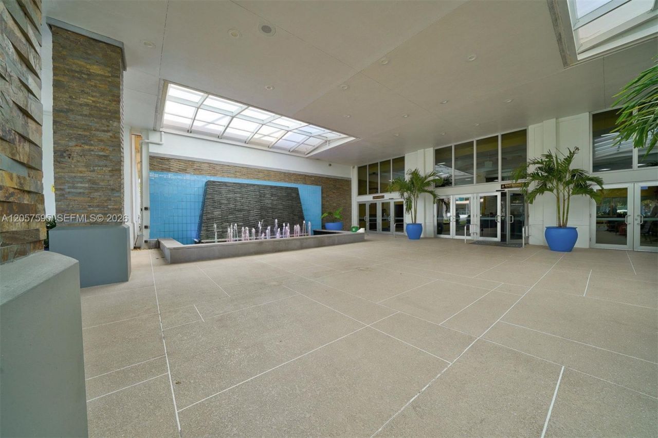 7449 N Devon Dr , Unit 207, Tamarac, FL 33321 Photo