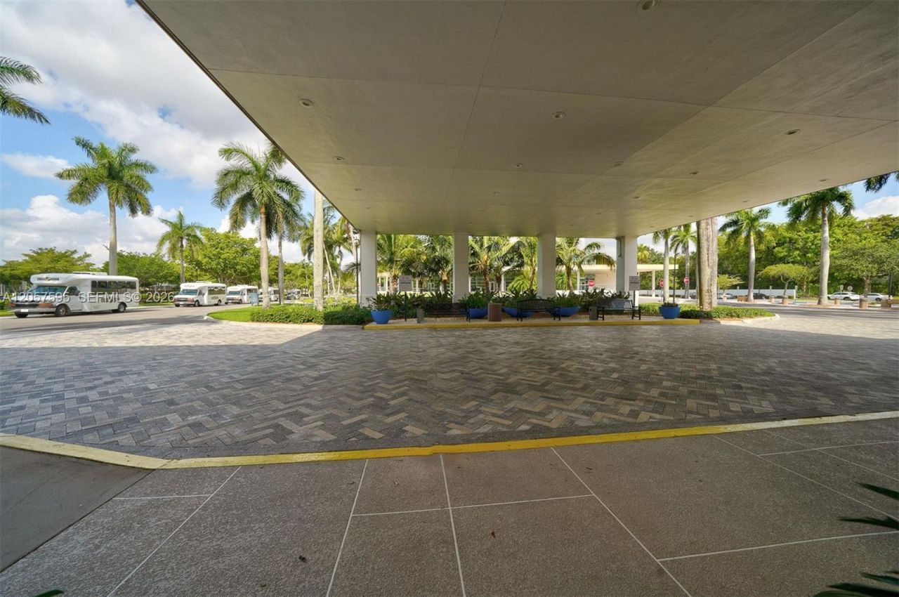 7449 N Devon Dr , Unit 207, Tamarac, FL 33321 Photo