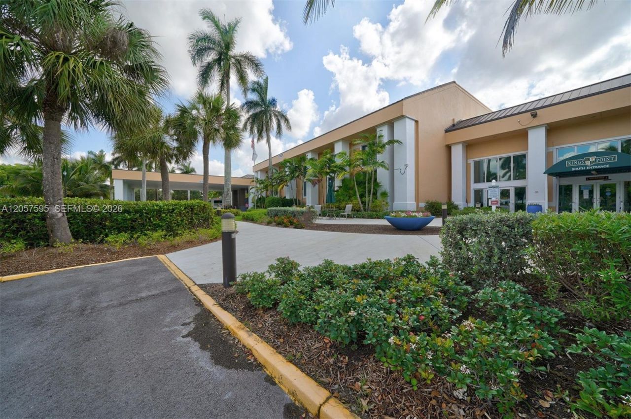 7449 N Devon Dr , Unit 207, Tamarac, FL 33321 Photo