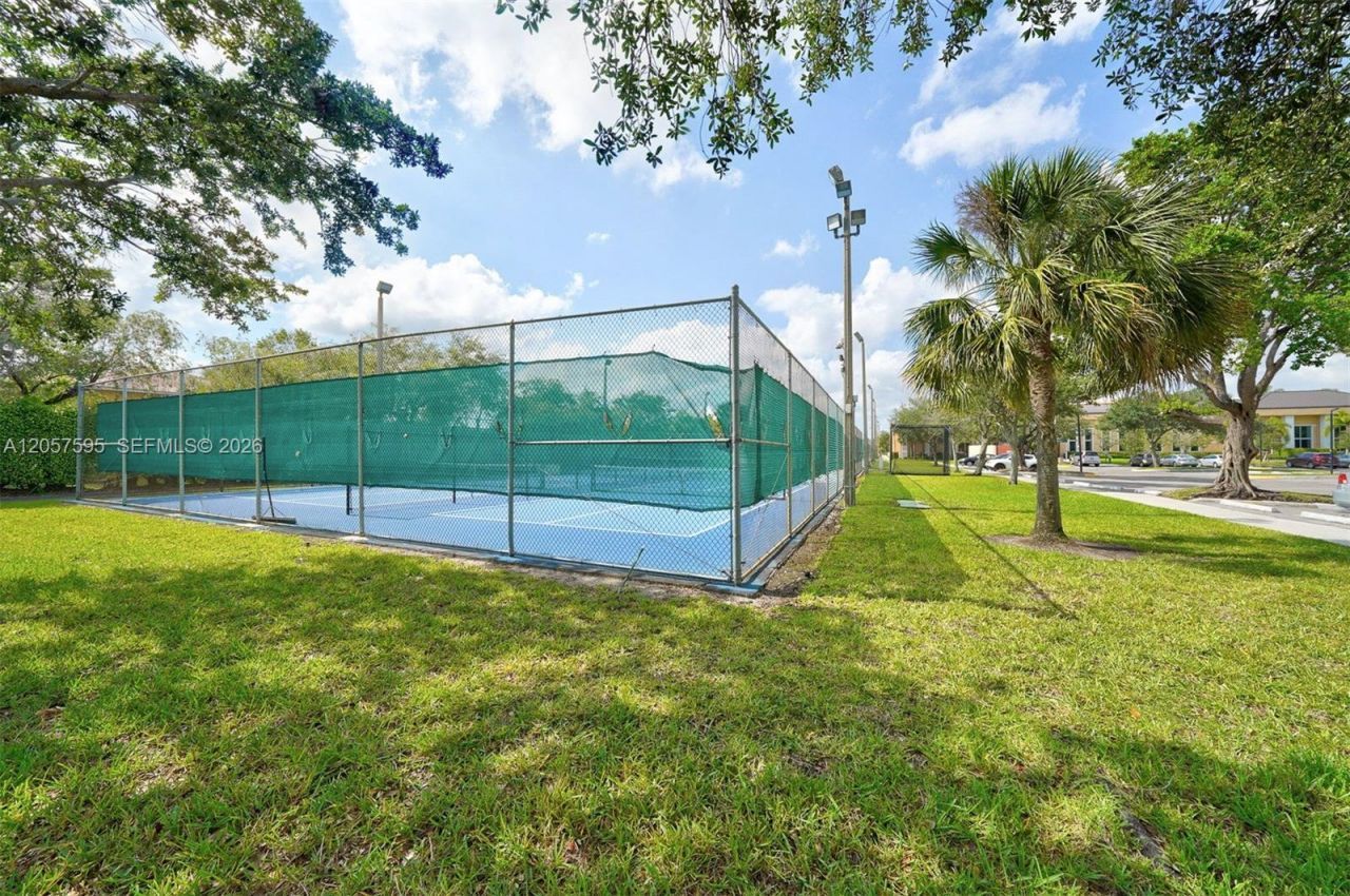 7449 N Devon Dr , Unit 207, Tamarac, FL 33321 Photo