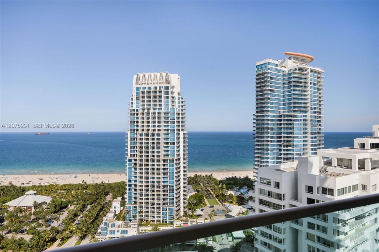 300 Pointe Dr , Unit 2806, Miami Beach, FL 33139 Photo