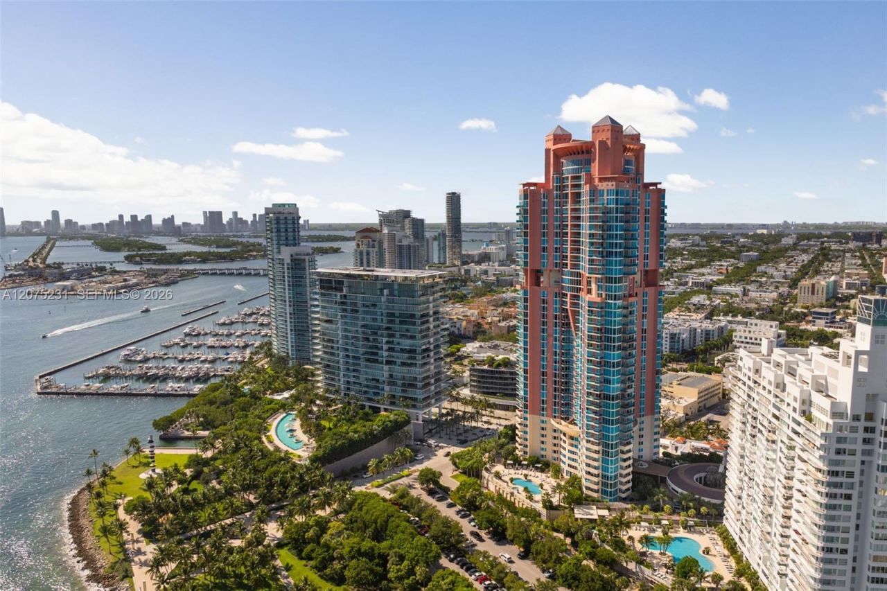 300 Pointe Dr , Unit 2806, Miami Beach, FL 33139 Photo