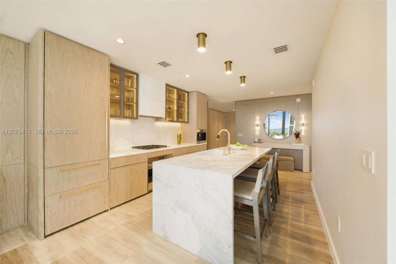 2831 S Bayshore Dr , Unit 804, Coconut Grove, FL 33133 Photo