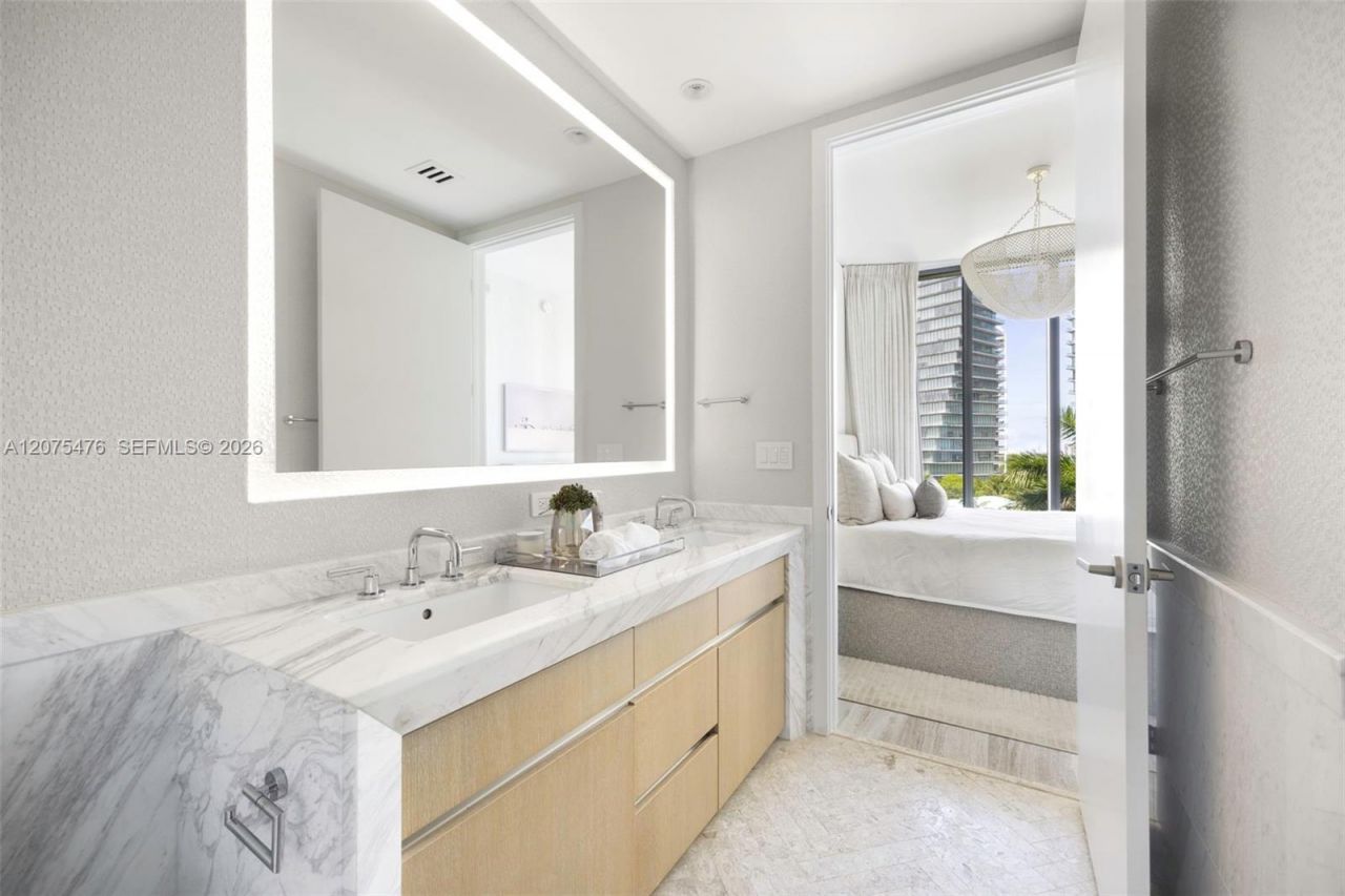 2831 S Bayshore Dr , Unit 804, Coconut Grove, FL 33133 Photo