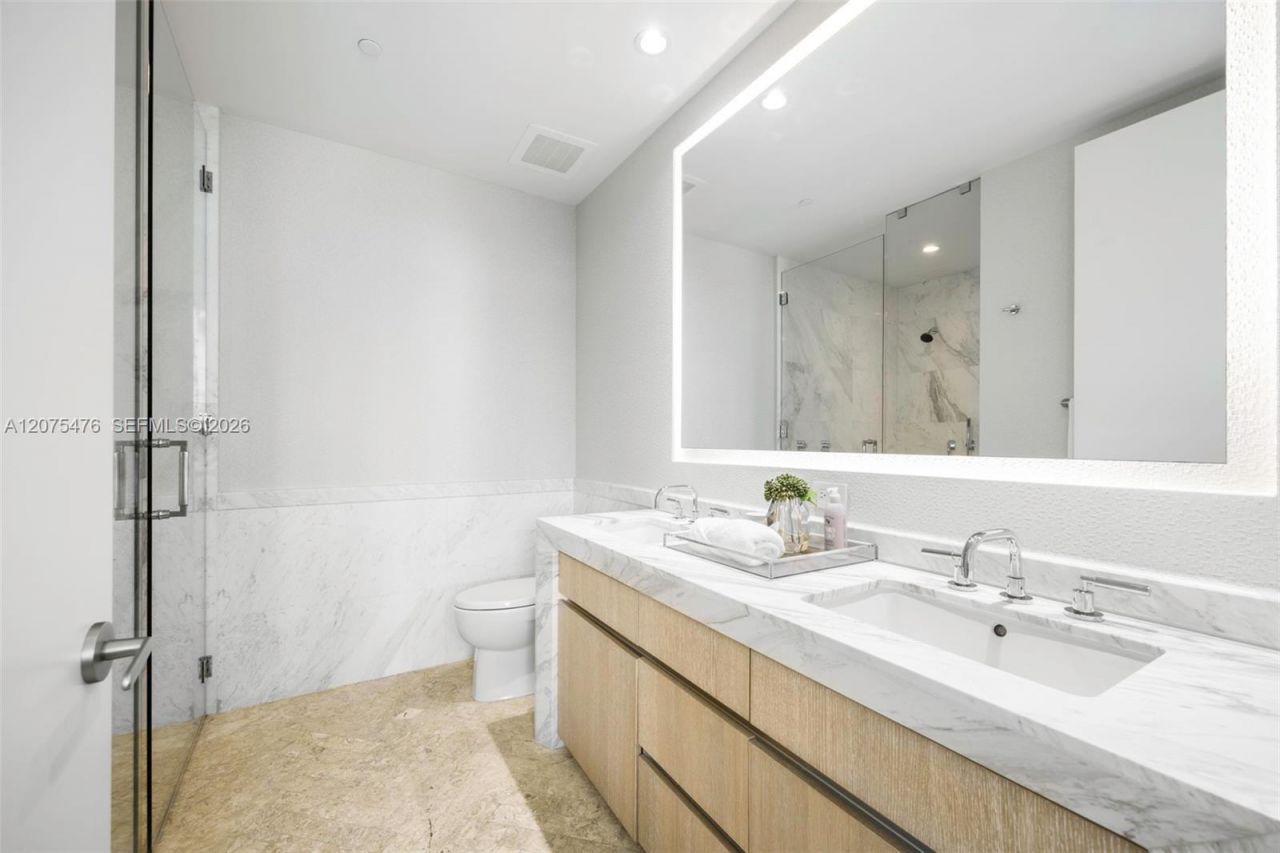 2831 S Bayshore Dr , Unit 804, Coconut Grove, FL 33133 Photo