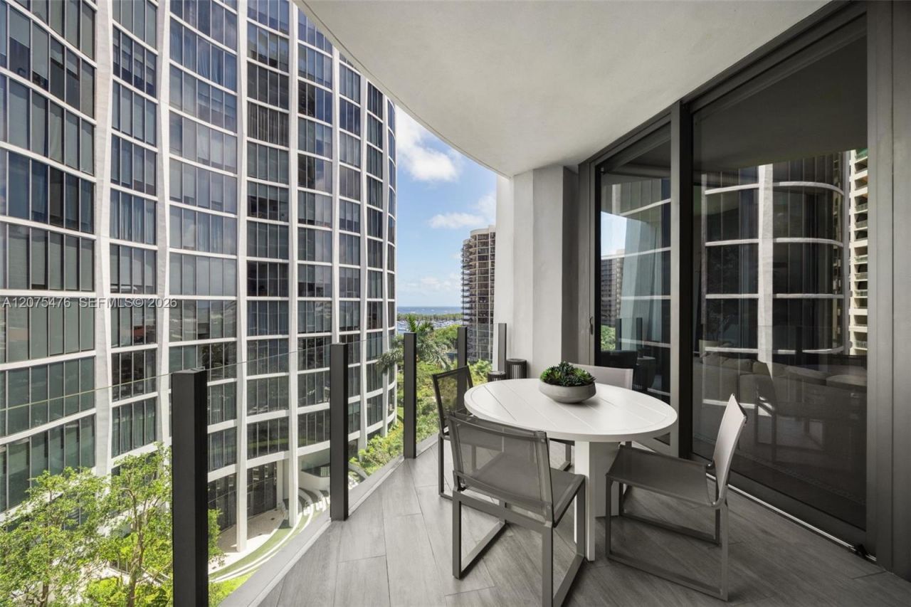 2831 S Bayshore Dr , Unit 804, Coconut Grove, FL 33133 Photo