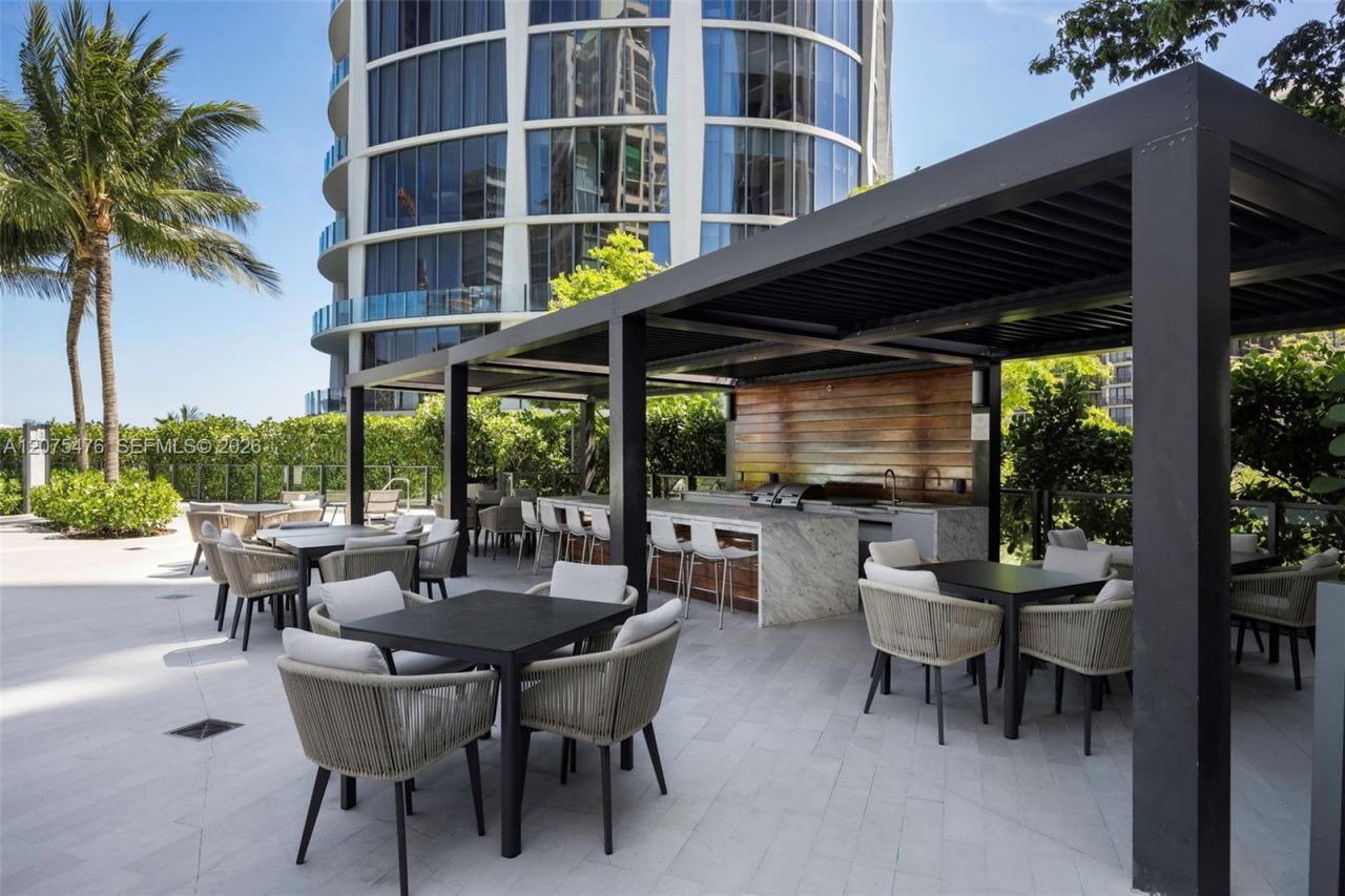 2831 S Bayshore Dr , Unit 804, Coconut Grove, FL 33133 Photo