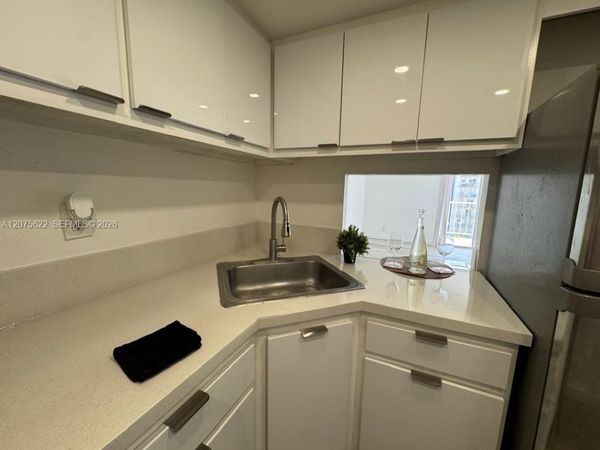4550 NW 9th St , Unit 709E, Miami, FL 33126