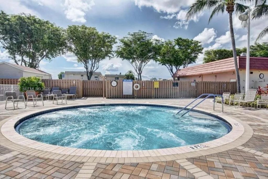 675 Monaco O, Unit 675, Delray Beach, FL 33446 Photo
