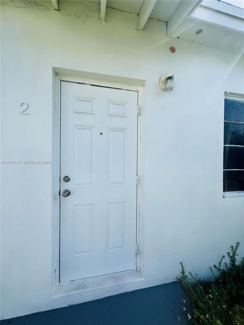 3072 SW 16th St , Unit 2, Miami, FL 33145 Photo