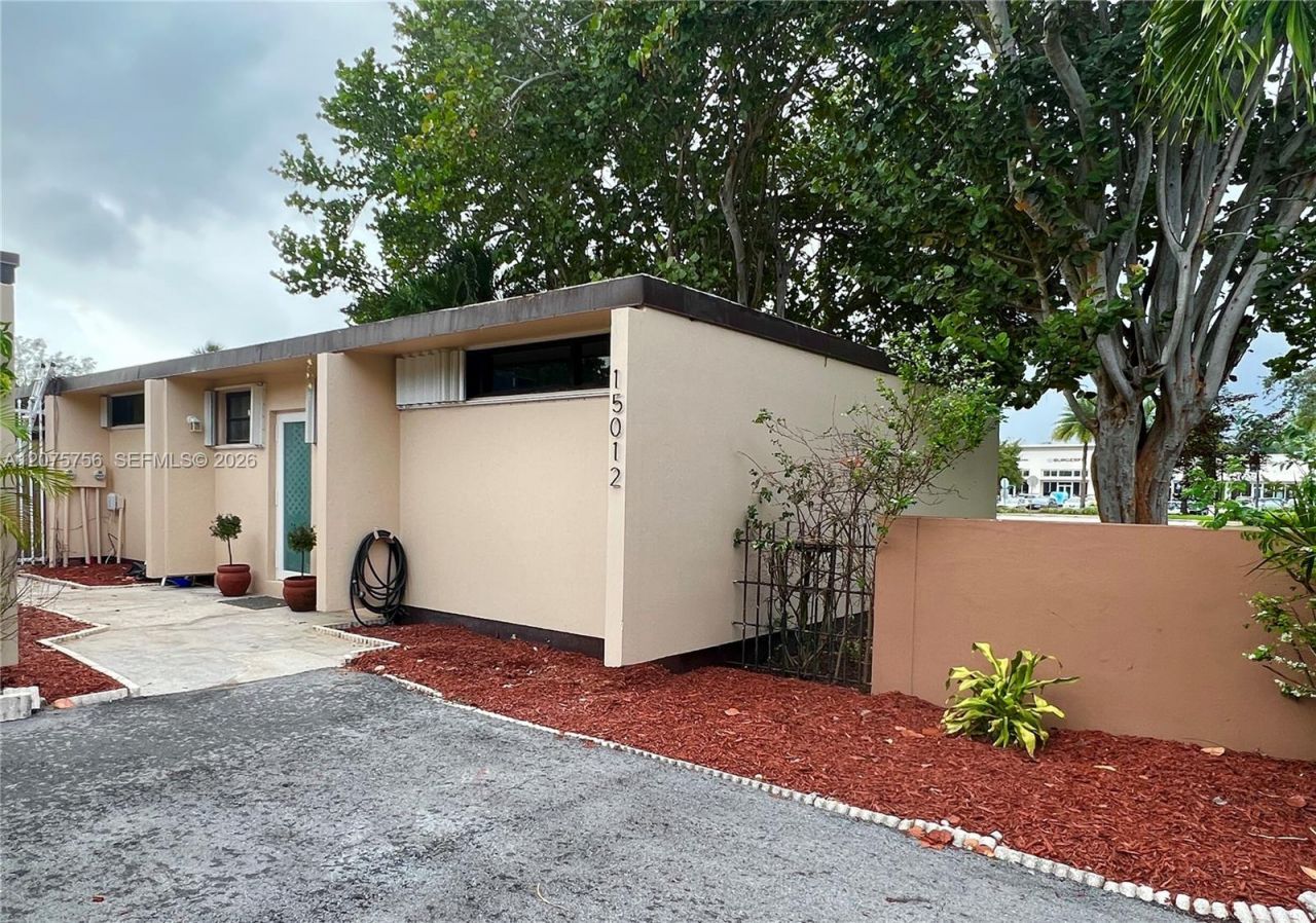 15012 Royal Palm Ave, Unit 15012, Miami Lakes, FL 33014 Main Photo