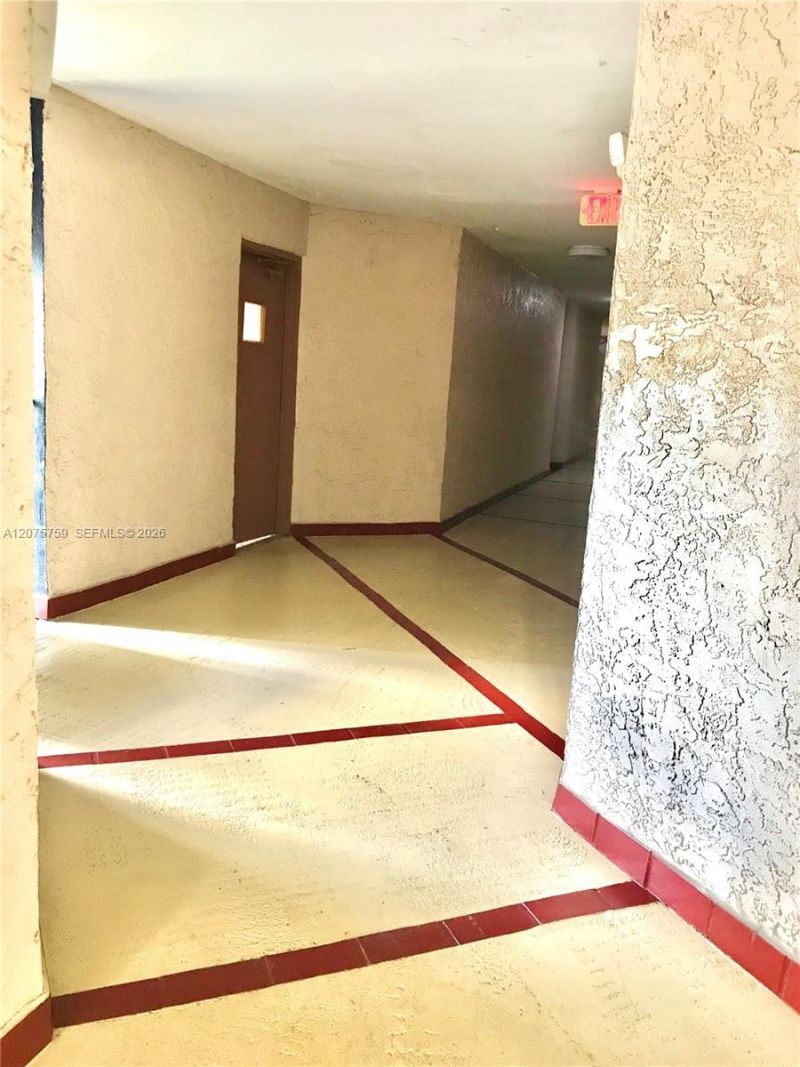 6955 NW 186th St , Unit F310, Hialeah, FL 33015 Photo