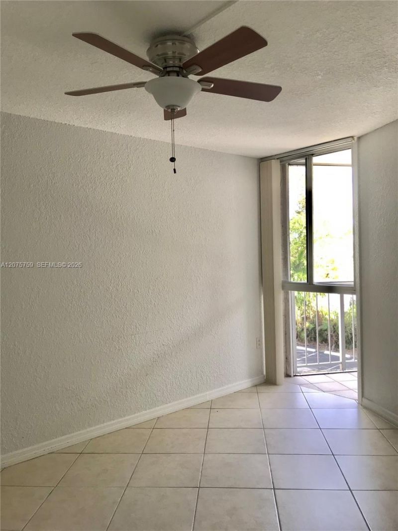 6955 NW 186th St , Unit F310, Hialeah, FL 33015 Photo