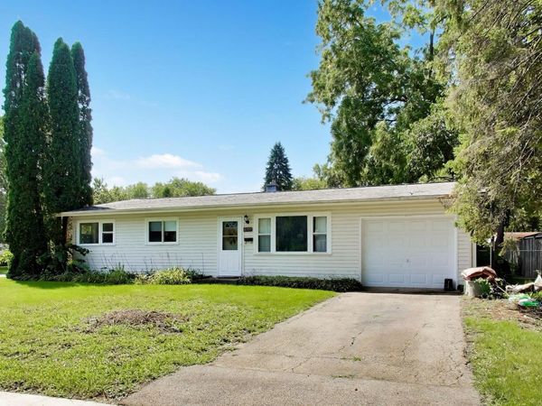 18559 W Karen Lane, Gurnee, IL 60031