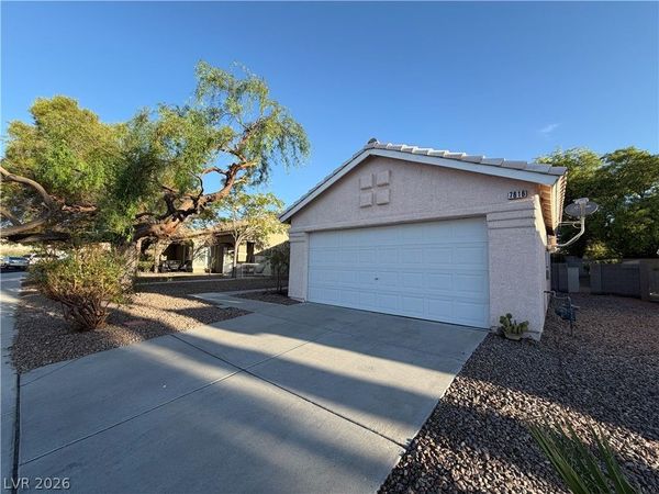7616 Gosport Avenue , Las Vegas, NV 89131