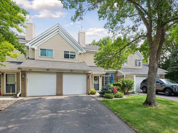 18119 Settlers Way, Eden Prairie, MN 55347