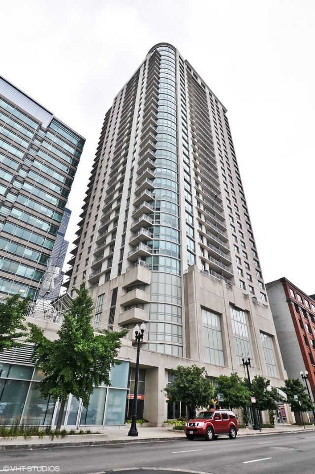 125 S Jefferson Street, Unit 1905, Chicago, IL 60661 Main Photo