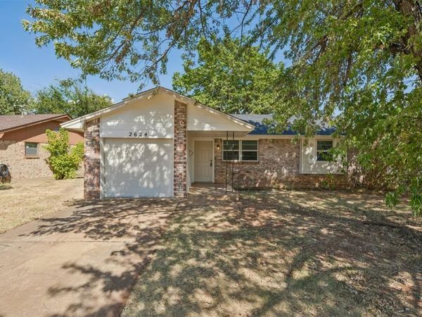 2624 Kings Road, Moore, OK 73160