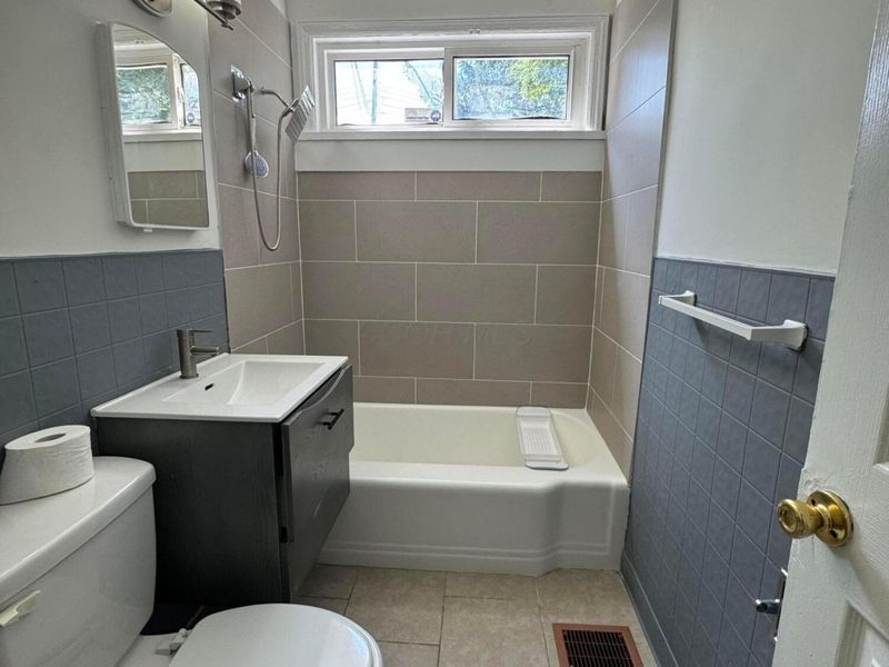 1425 E 20th Avenue, Columbus, OH 43211 Photo 10