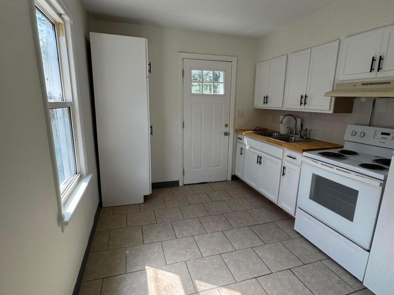 1425 E 20th Avenue, Columbus, OH 43211 Photo 4