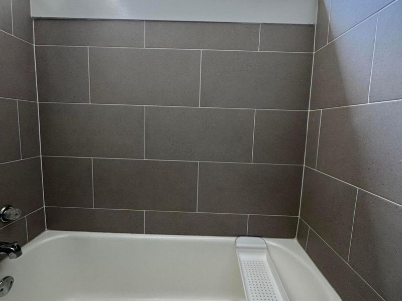 1425 E 20th Avenue, Columbus, OH 43211 Photo 9
