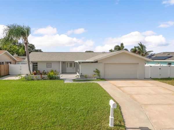 13900 89TH AVENUE , SEMINOLE, FL 33776