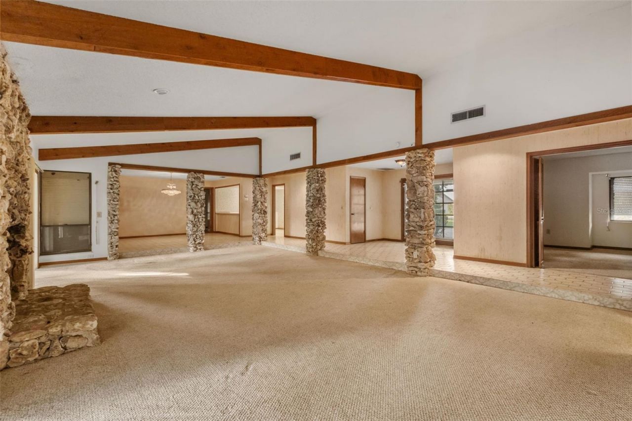 3889 N Lake Orlando Parkway, Orlando, FL 32808 Photo