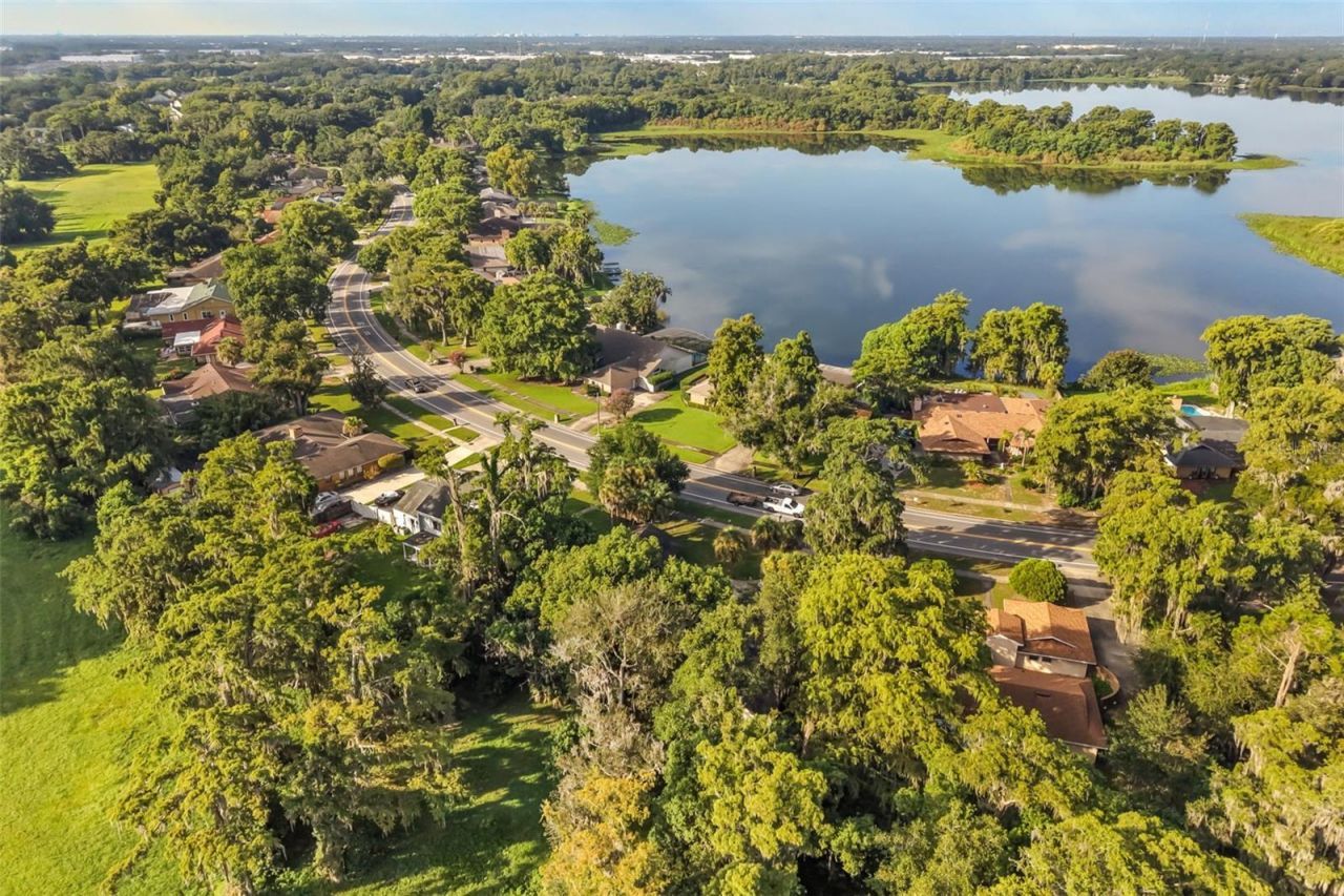 3889 N Lake Orlando Parkway, Orlando, FL 32808 Photo
