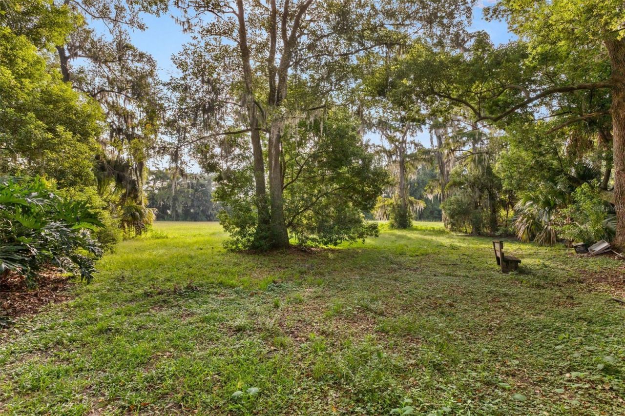 3889 N Lake Orlando Parkway, Orlando, FL 32808 Photo