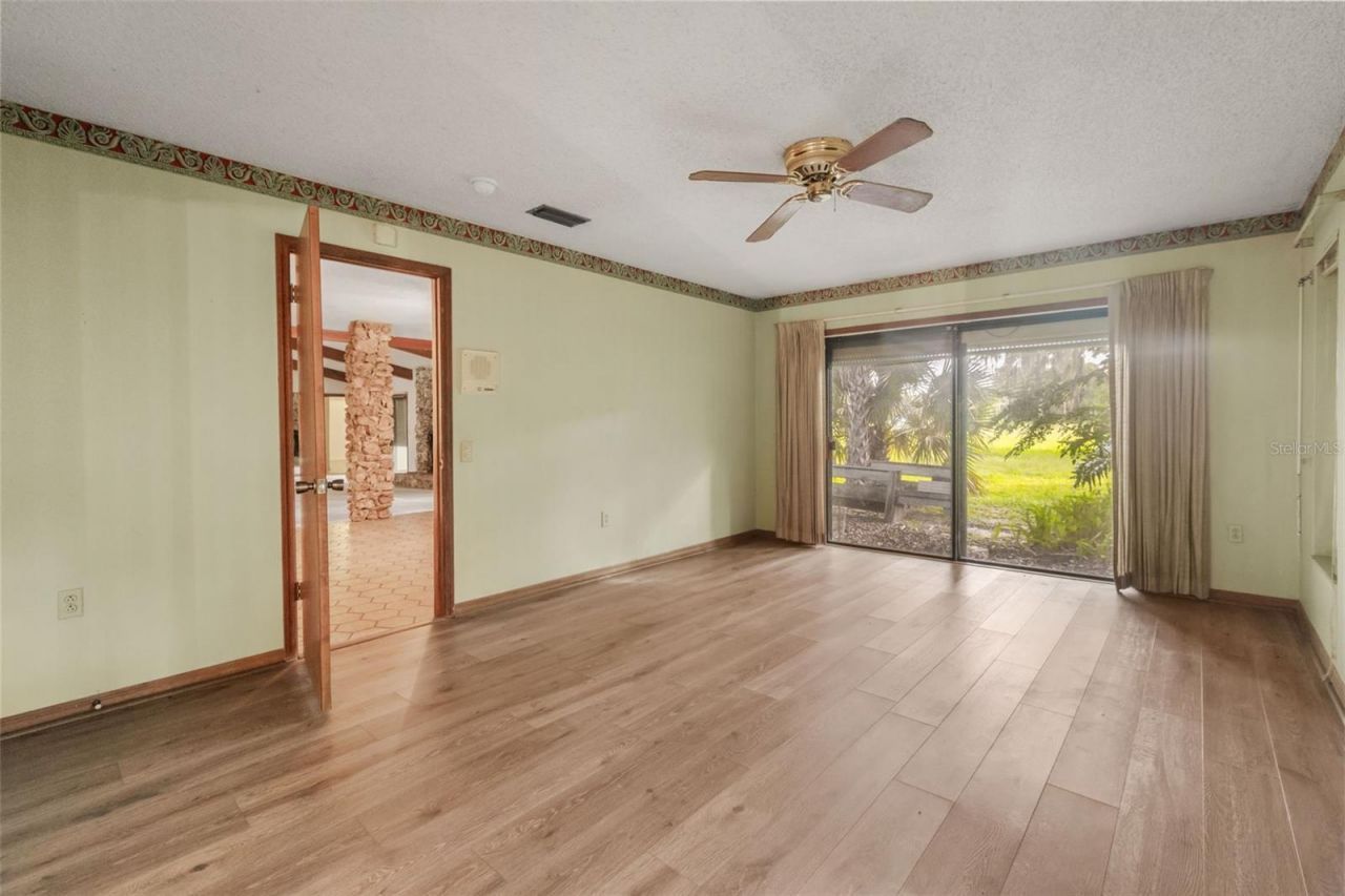 3889 N Lake Orlando Parkway, Orlando, FL 32808 Photo