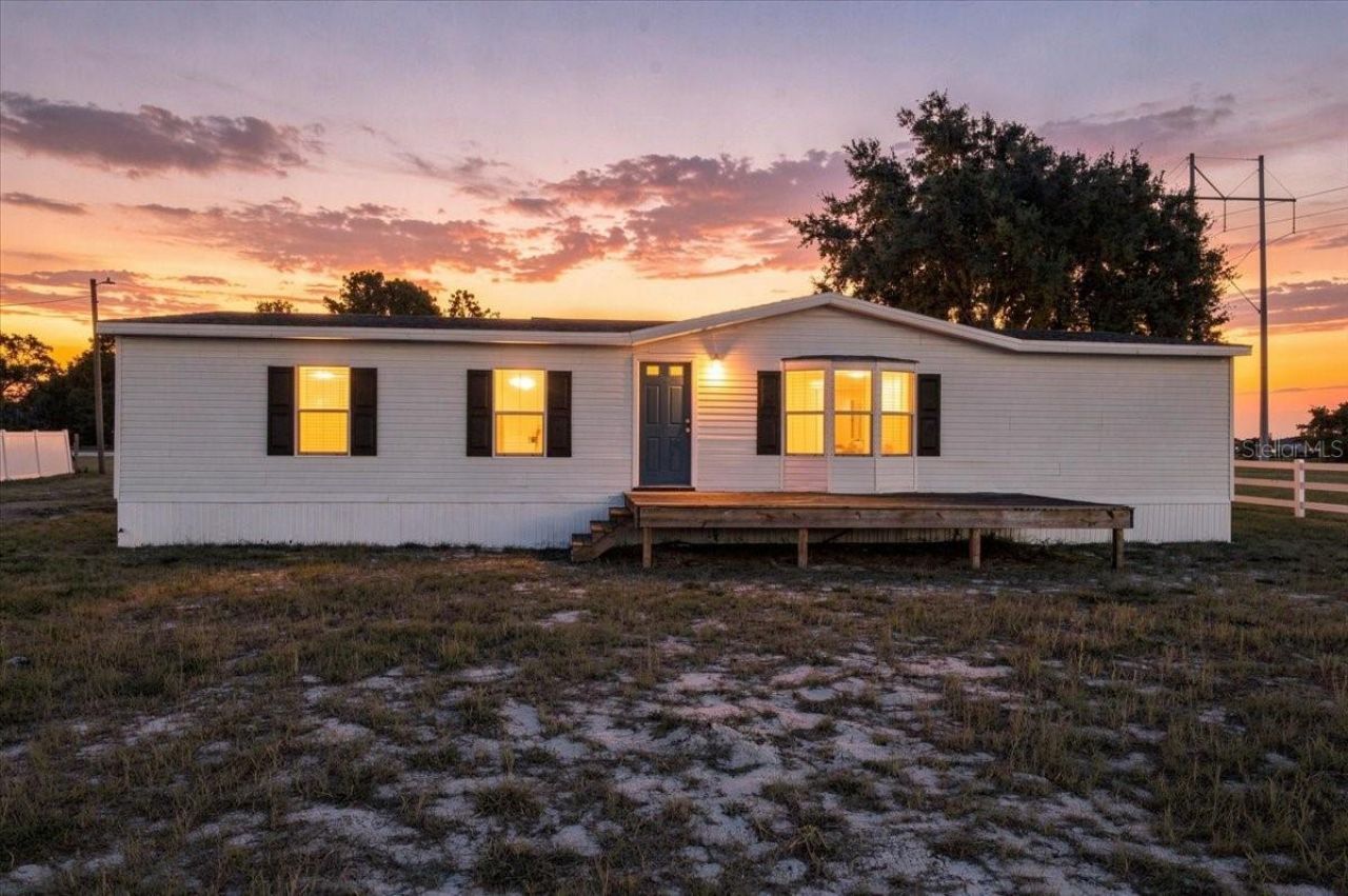 5230 Thornhill Road, Winter Haven, FL 33880 Main Photo