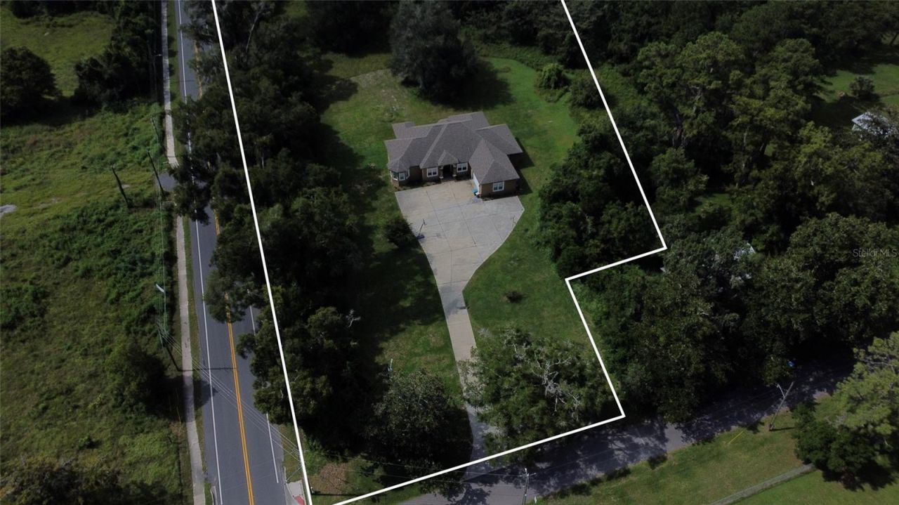 16635 SW 139th Avenue , Archer, FL 32618 Photo