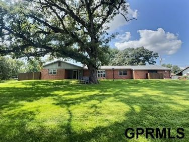 416 S 12th Street, Plattsmouth, NE 68048