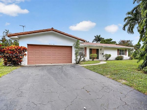 1350 NW 73rd Ave , Plantation, FL 33313